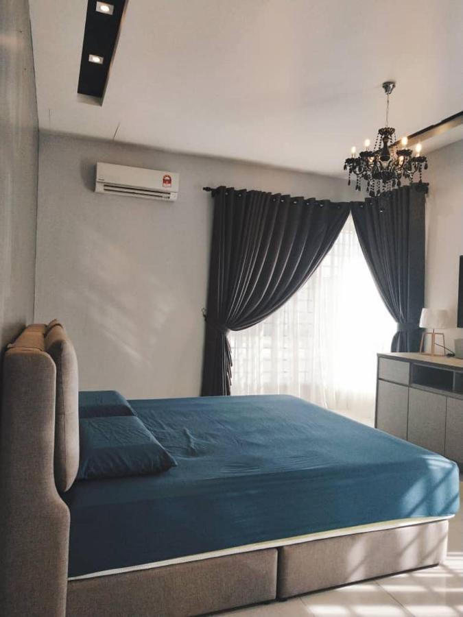 Sea Lion Kuala Selangor Semi-Detached Homestay Exterior foto